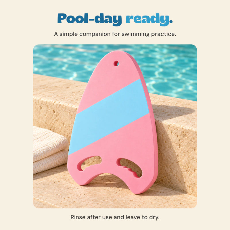 A simple companion for swimming practice. Rinse after use and leave to dry.